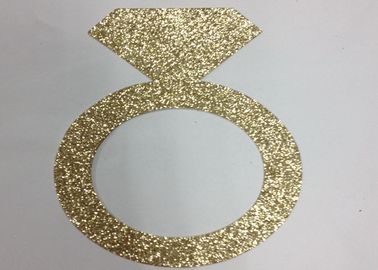 Çin 300gsm Glitter Glitter Kağıt Mektuplar 5 &amp;quot;Uzun Boylu Altın Glitter Kağıt Yüzük Tedarikçi