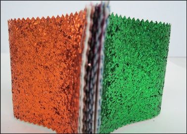 Çin Duvar Kağıdı Ayakkabı Ve Çanta İçin Sentetik Deri Çok Renkli PU Glitter Kumaş Tedarikçi