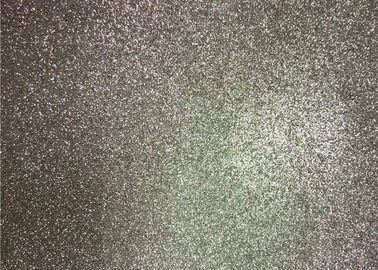 Çin Yatak Odası Duvar Kağıdı PU Malzeme Gümüş Oturma Odası Ev Dekorasyonu Için Glitter Kumaş Tedarikçi